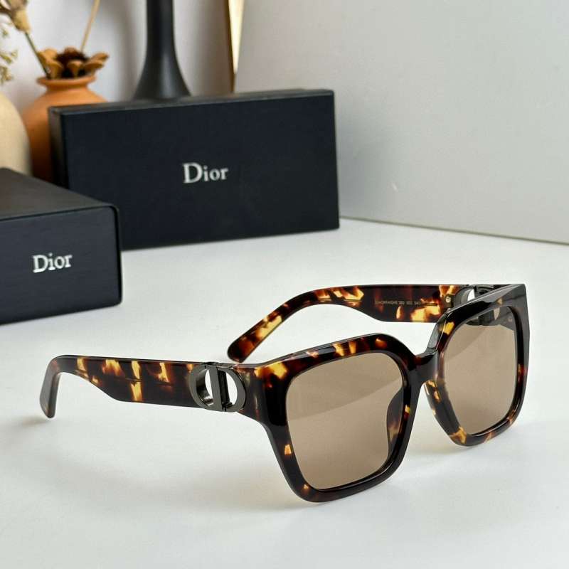 Picture of Dior Sunglasses _SKUfw52452410fw